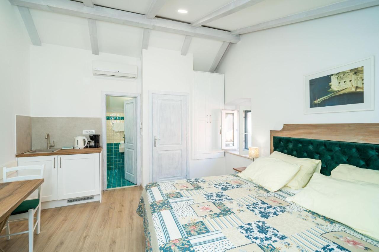 Solis Rooms Old Town Дубровник Екстериор снимка